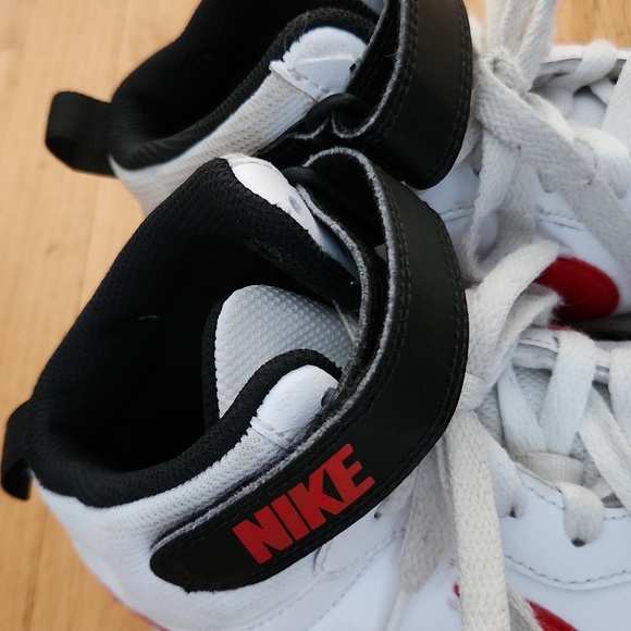 Nike Court Borough Mid 2, size 5Y, white/black/university red - Picture 10 of 16